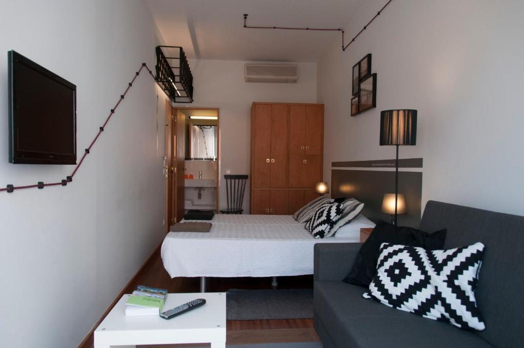 Pensao O Laranjeira Hotel Viana do Castelo Bilik gambar